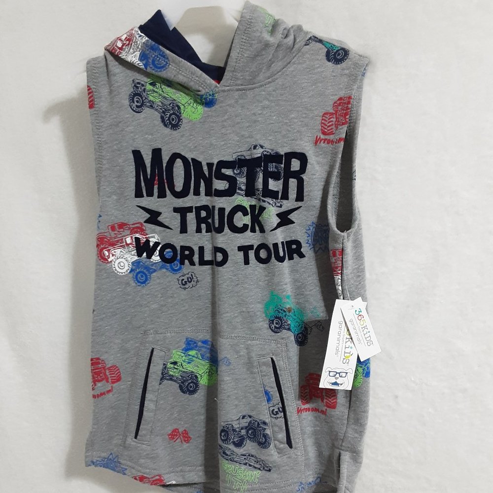 365 Kids Boys Monster Truck World Tour Hoodie Size 7 Front Pockets *S481